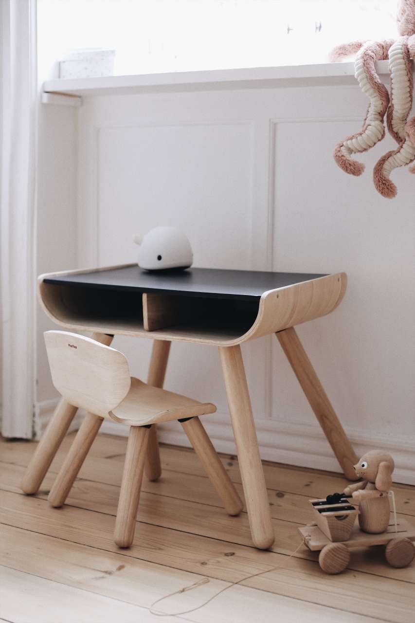 PlanToys Schreibtisch und Stuhl - Natur